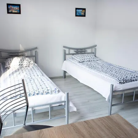 بيت خشبي Sevilla Park *